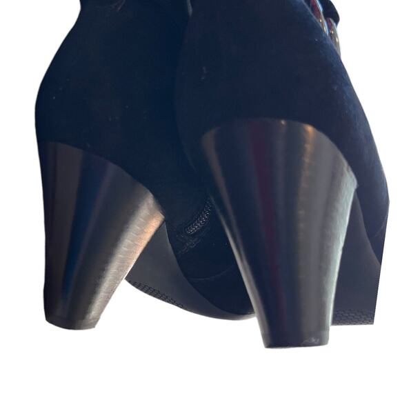 Vaneli Black Suede Heeled Ankle Bootie Zip Close Buckle Accent Animal Print Sz7N - Picture 12 of 14